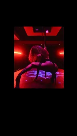OnlyFans cuenta amorapretty header 2