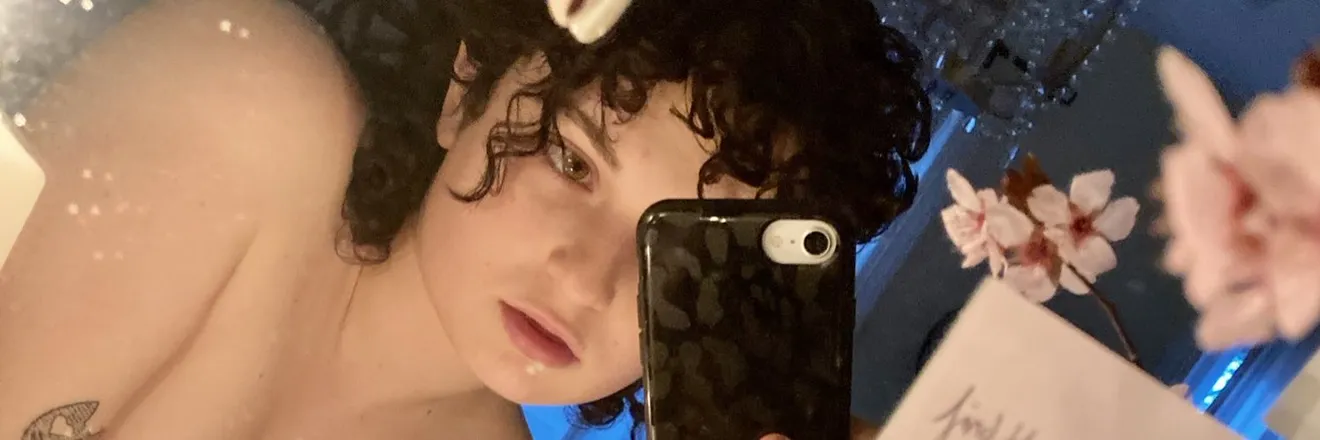 OnlyFans cuenta xxxroselynne header 2