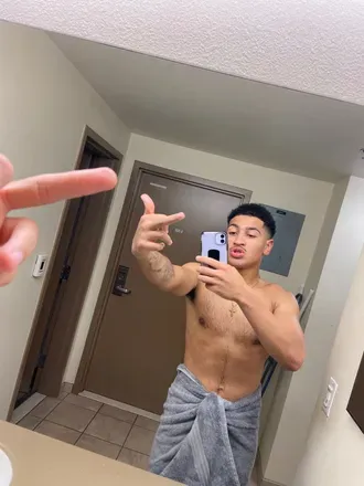 OnlyFans cuenta fath3rdarren1 header 2