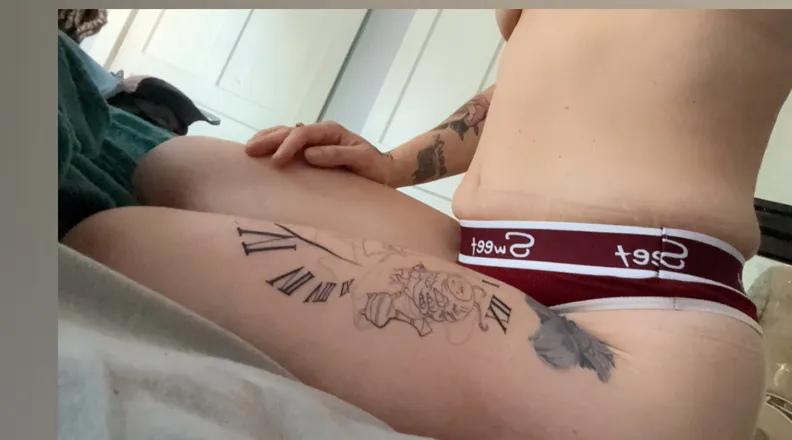 OnlyFans cuenta blondetulips header 2