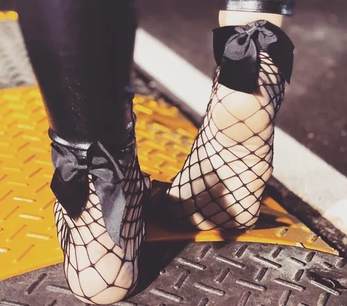 OnlyFans cuenta princesswhitefeet header 2