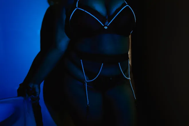 OnlyFans cuenta awakened999 header 2