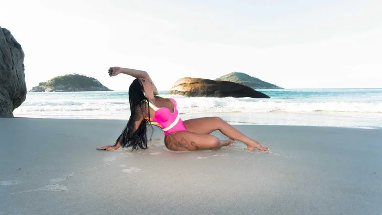 OnlyFans cuenta morenatatuada05 header 2