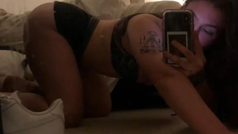OnlyFans account  pollllypockettt header 2