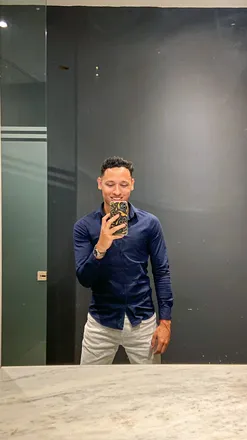 OnlyFans account  pipeibanez header 2