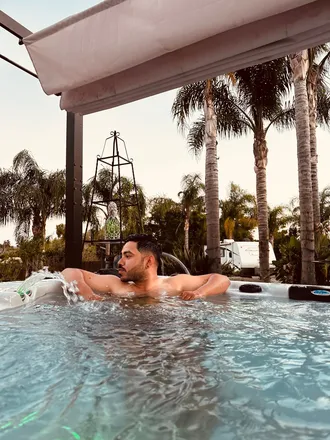 OnlyFans cuenta itsroyrivera header 2