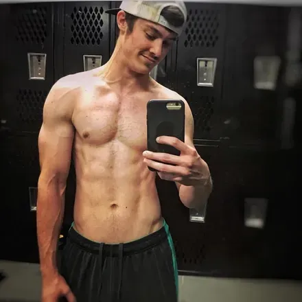 OnlyFans account  nicksplay avatar 1