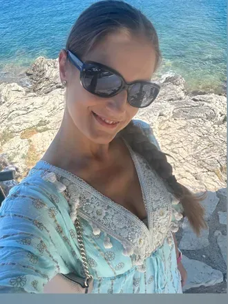 OnlyFans cuenta jenniferamton header 2