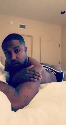 OnlyFans cuenta gottaluvit header 2