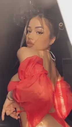 OnlyFans cuenta selenasins69 avatar 1