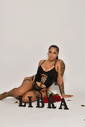 OnlyFans cuenta venusxxo header 2