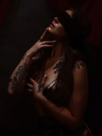 OnlyFans account  oliveofree avatar 1