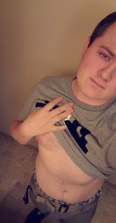 OnlyFans cuenta twizted_hatchet header 2