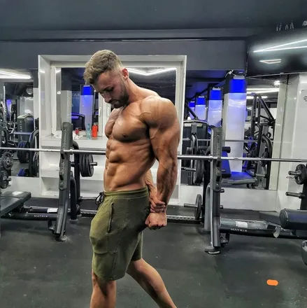 OnlyFans cuenta brandonmuscle header 1