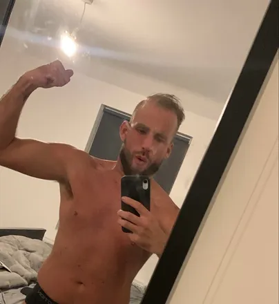 OnlyFans cuenta u21081790 header 2