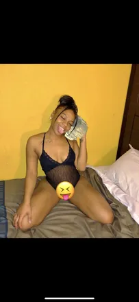 OnlyFans cuenta minajmiraj header 2