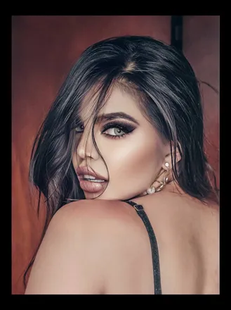 OnlyFans cuenta vyqueen header 2