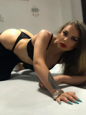 OnlyFans cuenta joannastephanou22 header 2