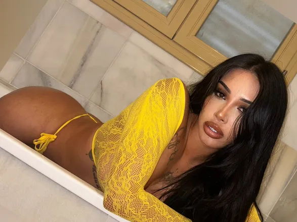 OnlyFans account  sexycurvejasmine header 2