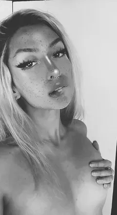 OnlyFans cuenta guccimoan avatar 1