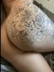 OnlyFans cuenta smokahontas_x3 header 2