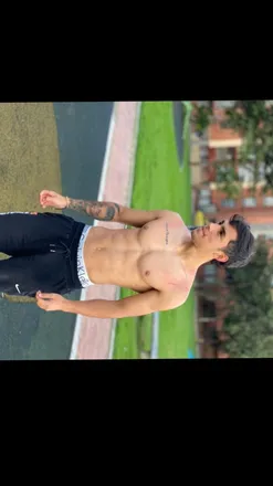 OnlyFans cuenta santi_88 header 2