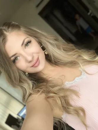 OnlyFans cuenta smilecrush header 2