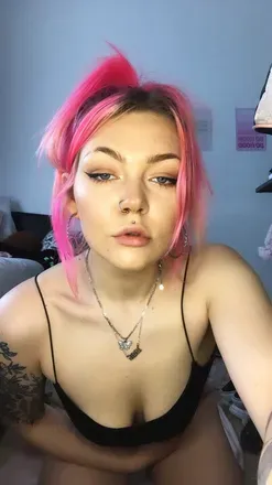 OnlyFans cuenta peachyprinxess avatar 1