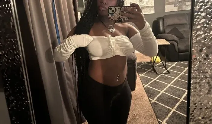 OnlyFans account  jadedkissesxo avatar 1