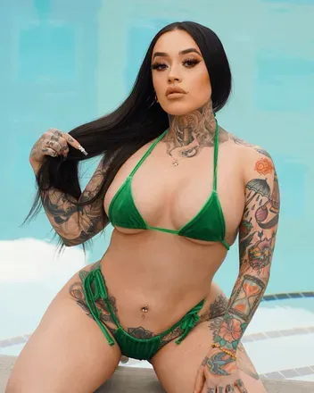 OnlyFans account  kiimoralove avatar 1