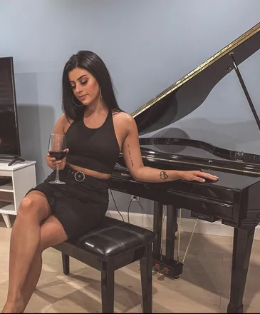 OnlyFans account  sofiaxrusso header 2