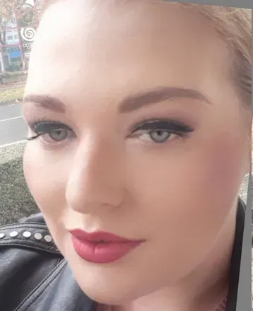 OnlyFans account  curvykinkyqueen avatar 1