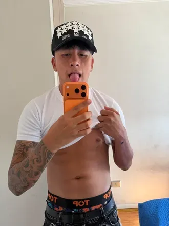 OnlyFans account  flowsutroo avatar 1