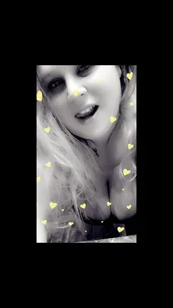 OnlyFans cuenta tiggobitties_0503 avatar 1