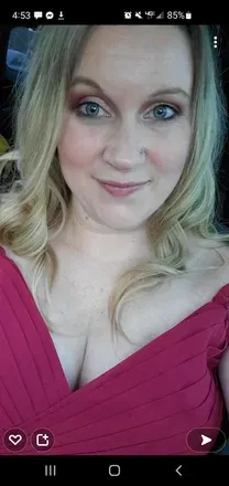 OnlyFans account  blueeyedmomma avatar 1