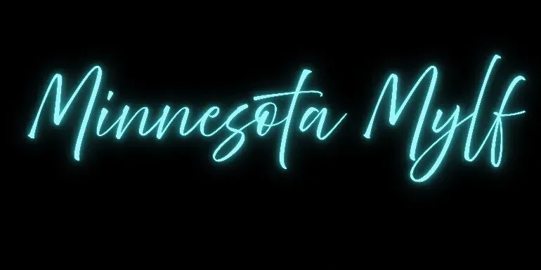 OnlyFans cuenta minnesota.mylf header 2
