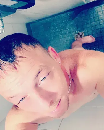 OnlyFans cuenta james121890 avatar 1