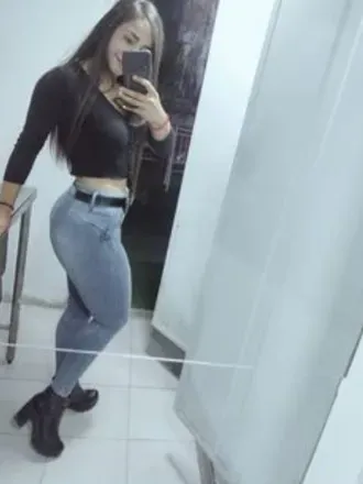 OnlyFans cuenta rramona.manescu avatar 1