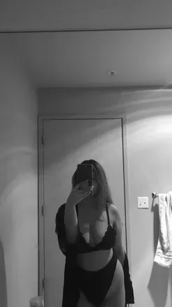 OnlyFans cuenta yumliliac avatar 1
