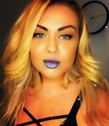 OnlyFans cuenta ellafoxx69 avatar 1