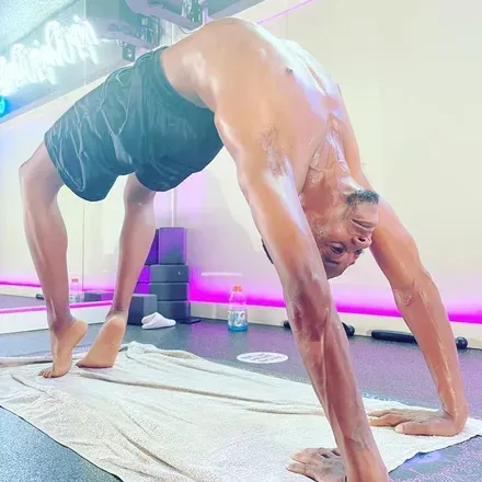 OnlyFans cuenta rich.man.yoga avatar 1