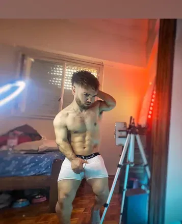 OnlyFans cuenta littlehotx header 2