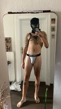 OnlyFans cuenta feetfagwhor3 avatar 1