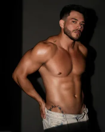 OnlyFans account  bravoserfans avatar 1