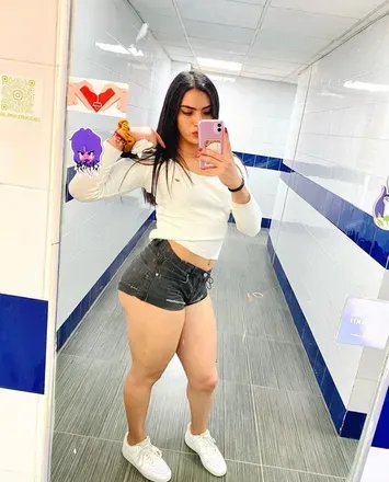 OnlyFans cuenta les__r23 avatar 1