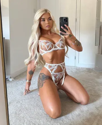OnlyFans of sophjaynex