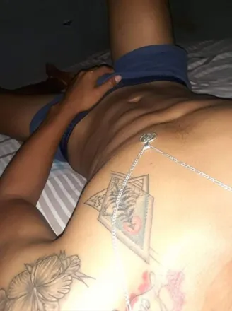 OnlyFans cuenta crisguzmac header 2
