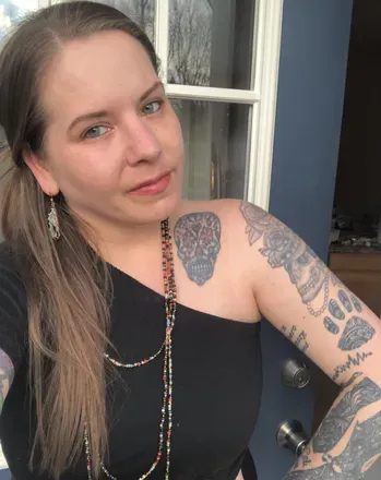 OnlyFans account  novaturrient avatar 1