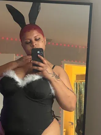 OnlyFans cuenta nymphonaae avatar 1