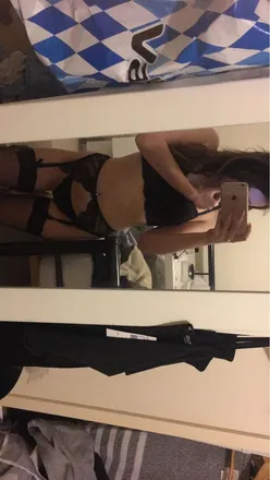 OnlyFans cuenta ashamaree header 2